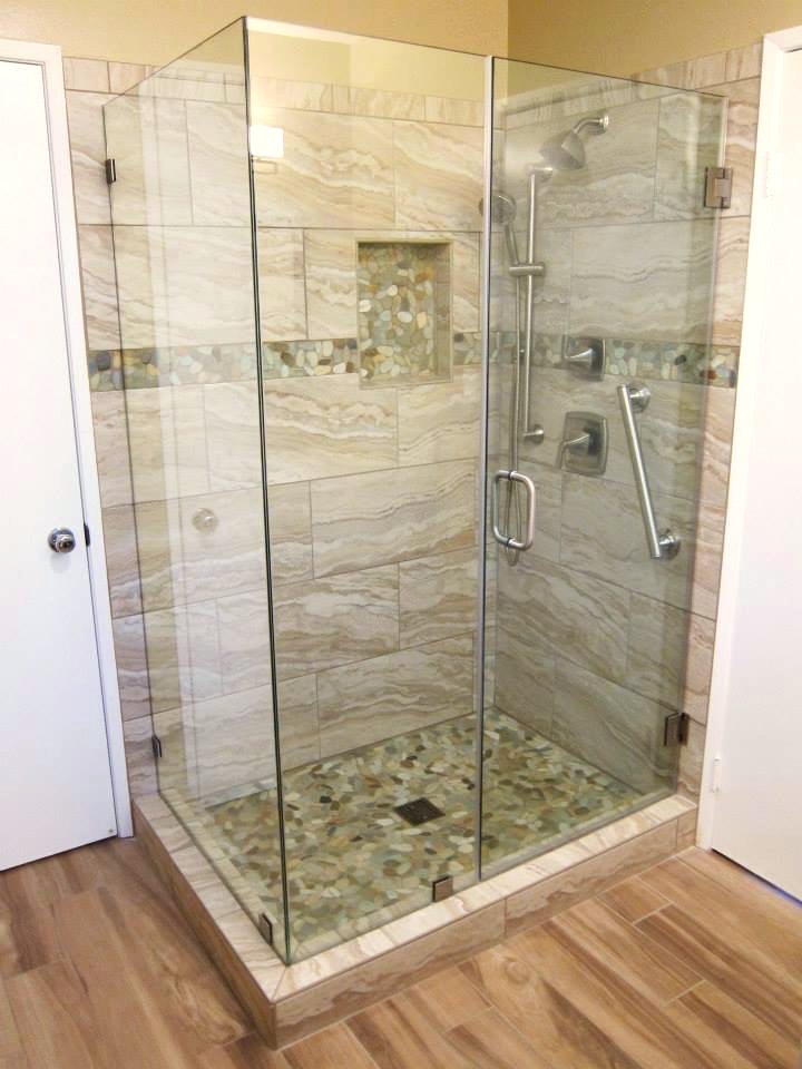 Travertine and river-stone floor